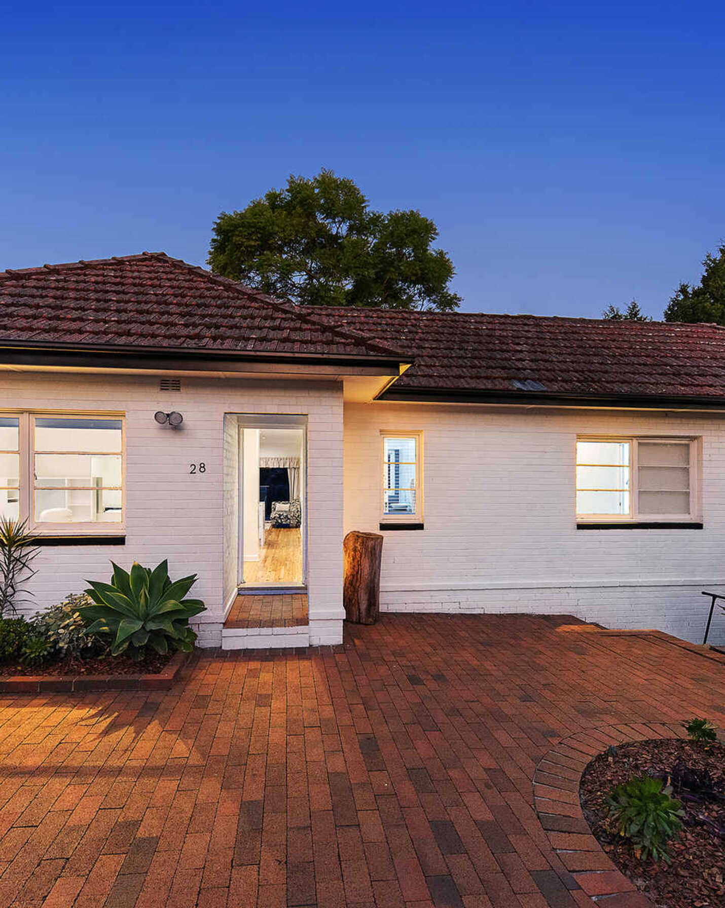 28 Morotai Crescent Castlecrag, Castlecrag - Image 1