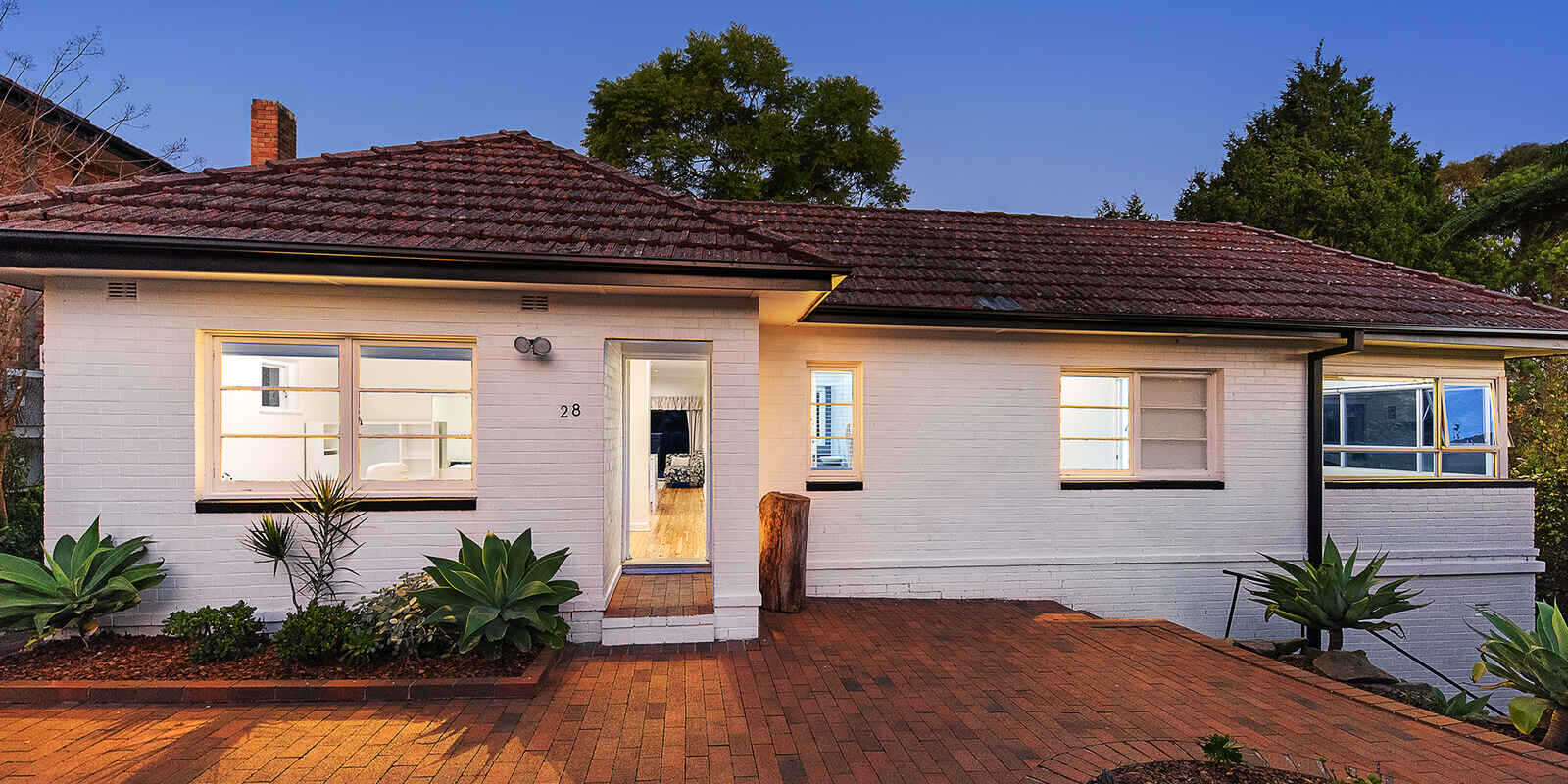 28 Morotai Crescent Castlecrag