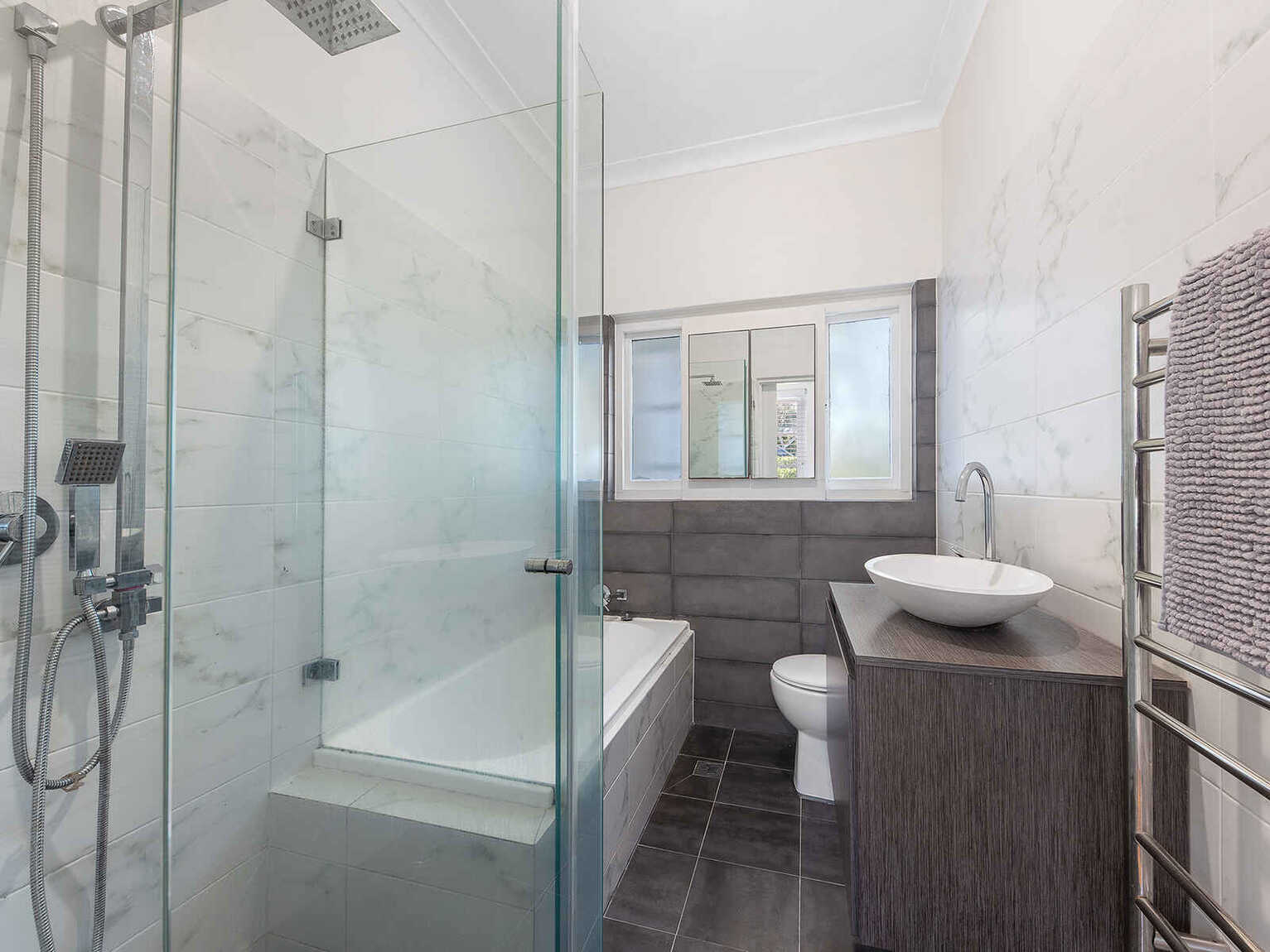 28 Morotai Crescent Castlecrag