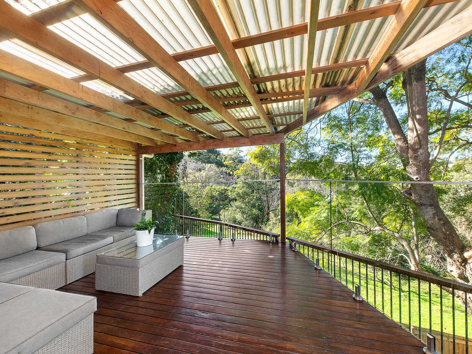 28 Morotai Crescent Castlecrag