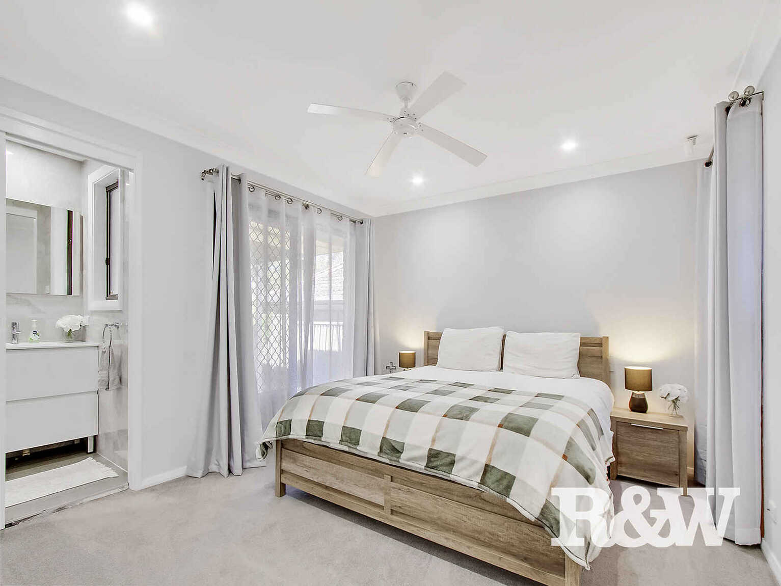 6 Ashford Grove St Clair 6 Ashford Grove St Clair