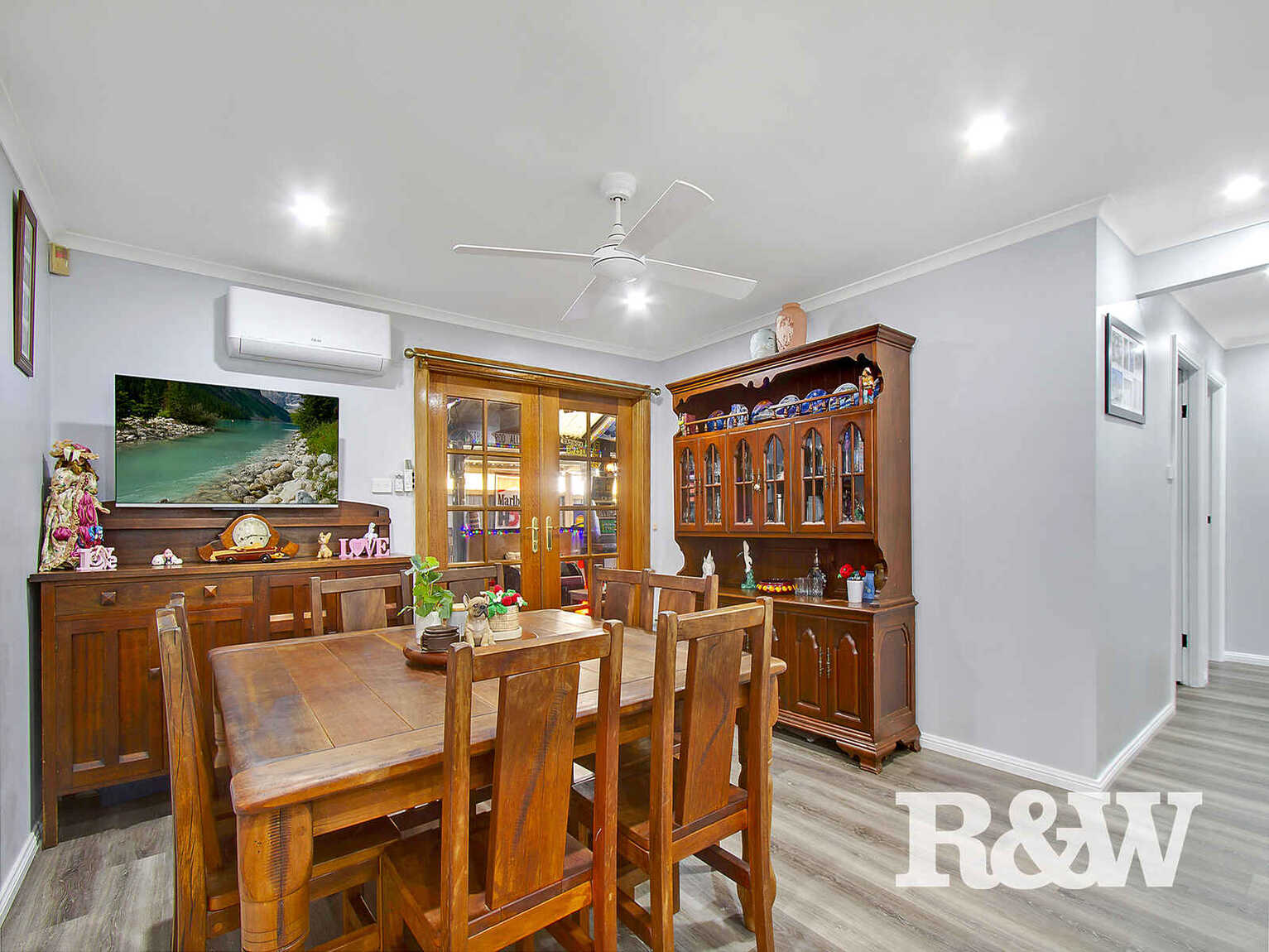 88 Stockholm Avenue Hassall Grove 88 Stockholm Avenue Hassall Grove