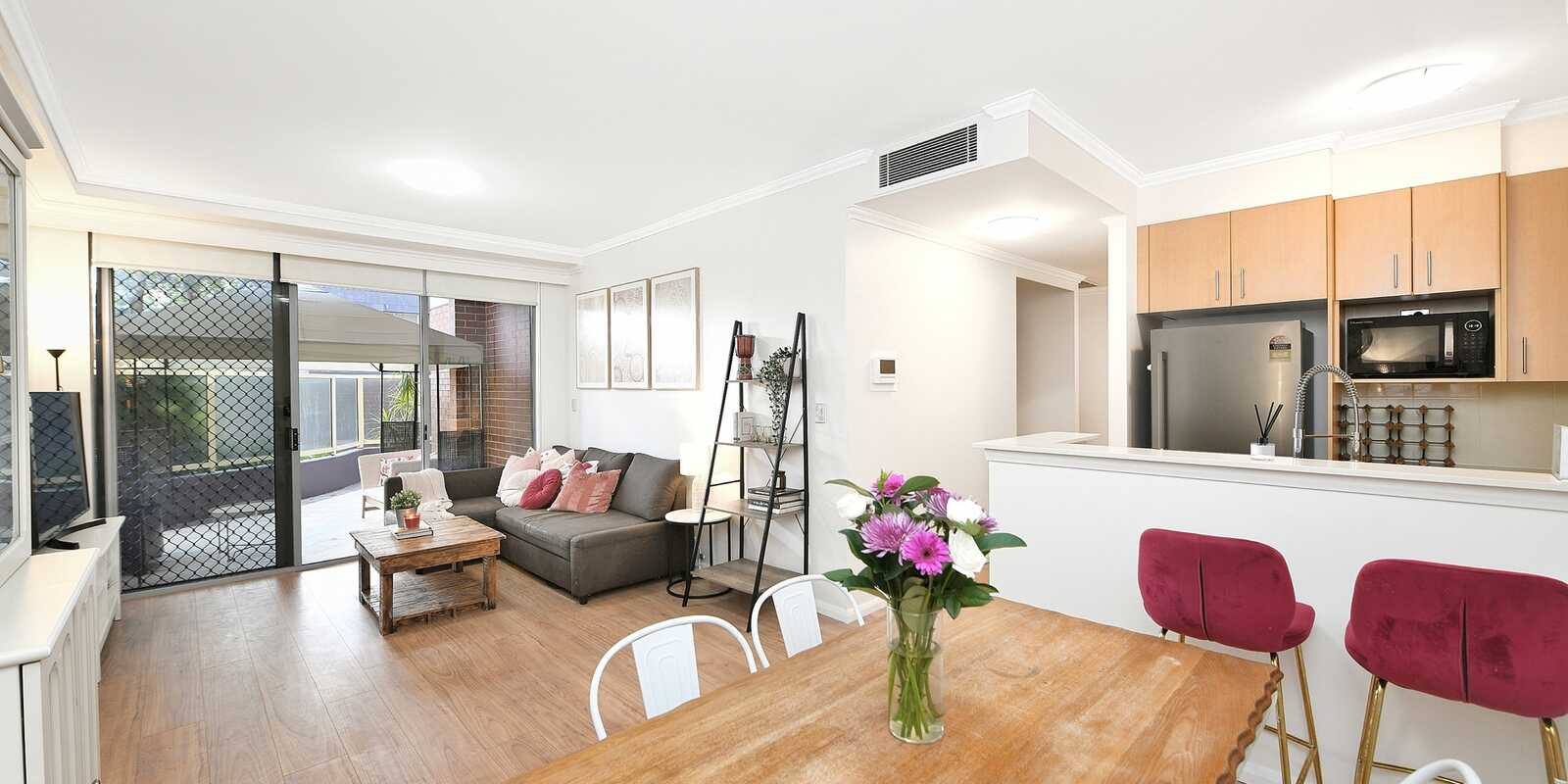 204/16 Lusty Street Wolli Creek 204/16 Lusty Street Wolli Creek