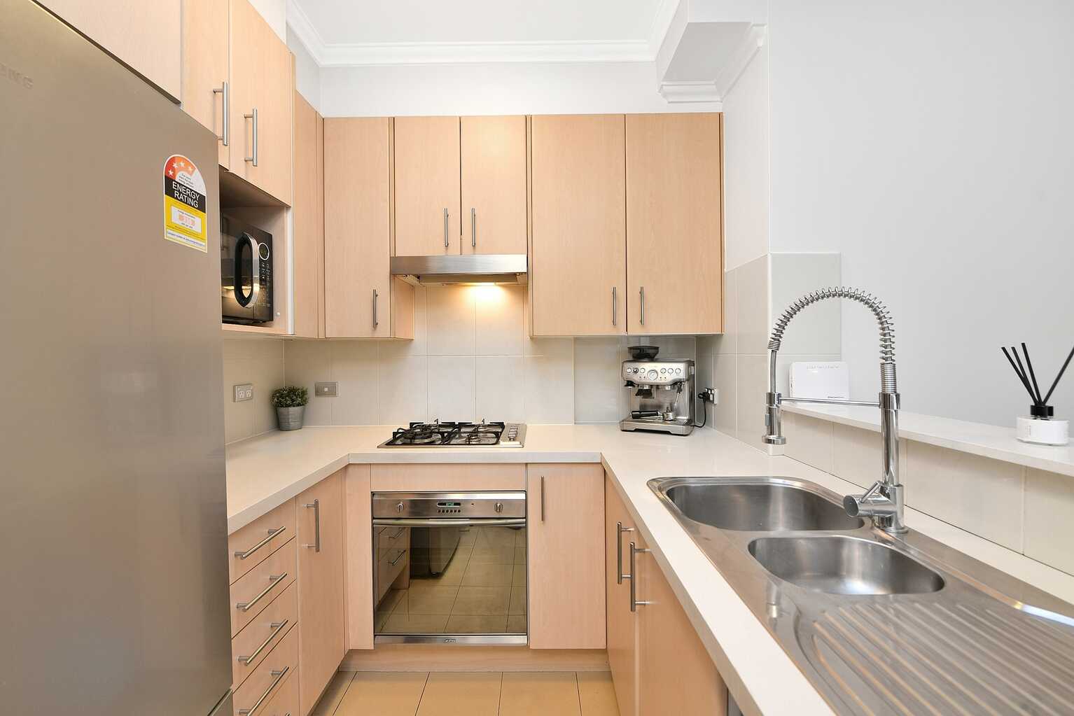 204/16 Lusty Street Wolli Creek 204/16 Lusty Street Wolli Creek