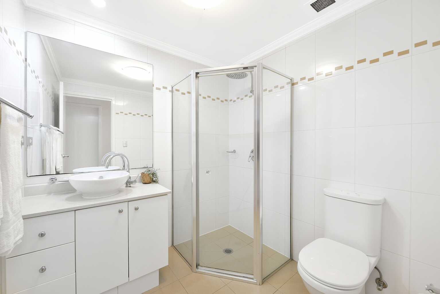 204/16 Lusty Street Wolli Creek 204/16 Lusty Street Wolli Creek