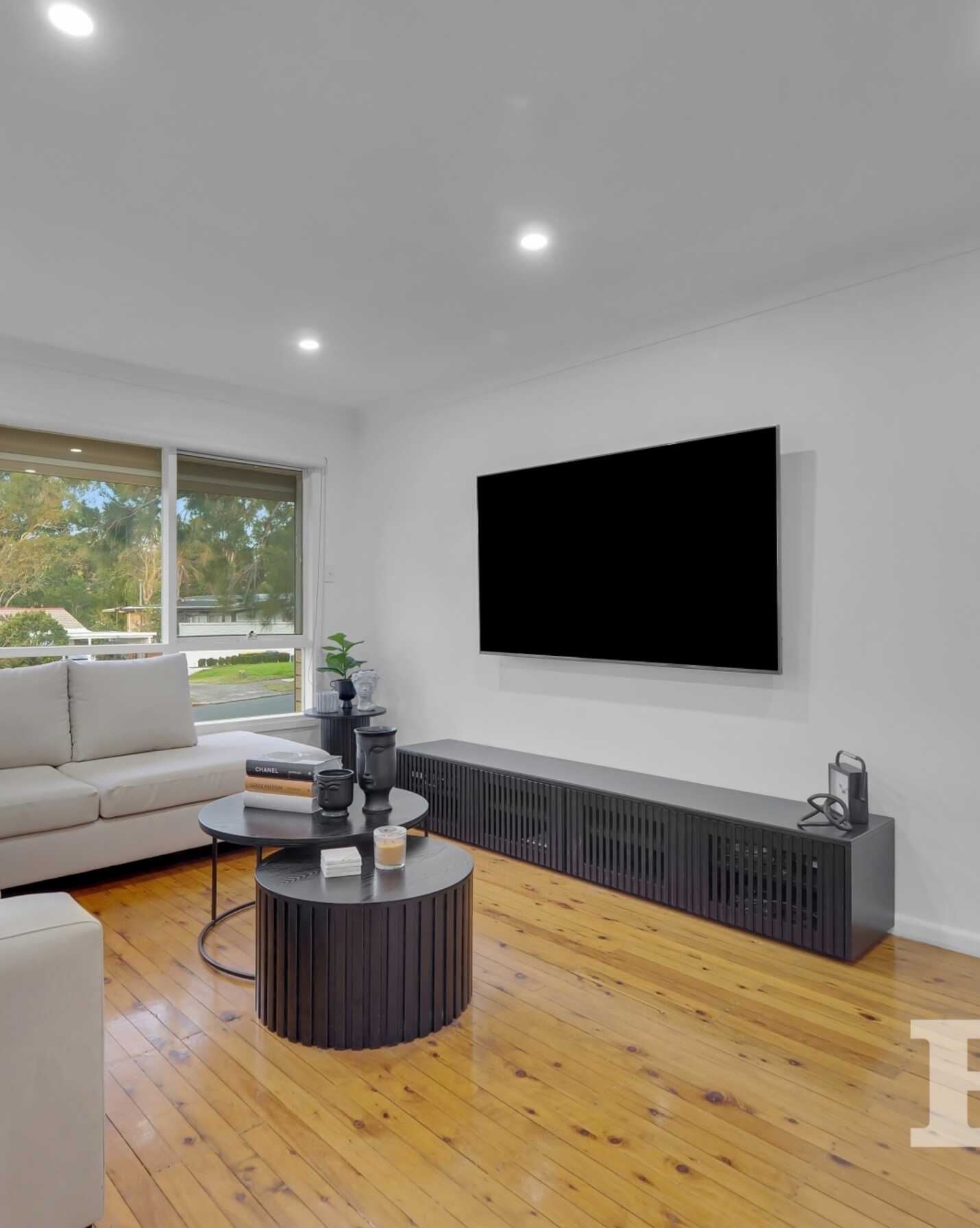 44 Lawn Avenue Bradbury, Bradbury - Thumbnail 4