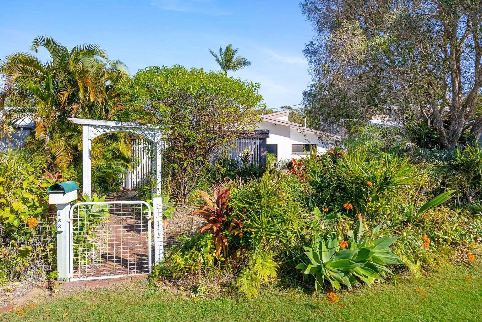 122 Springfield Avenue Coolum Beach 122 Springfield Avenue Coolum Beach