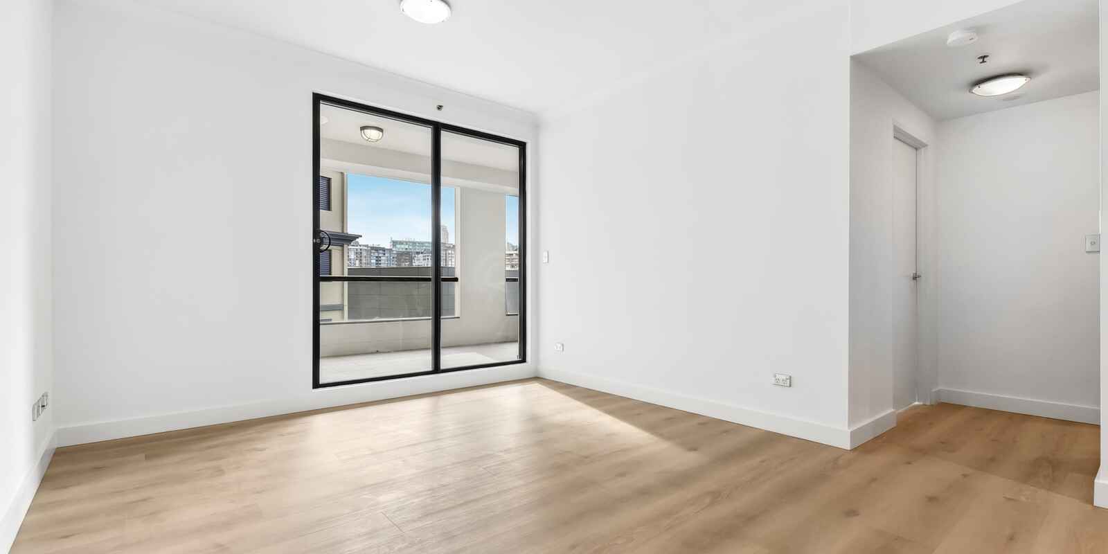 1111/242 Elizabeth Street  Surry Hills