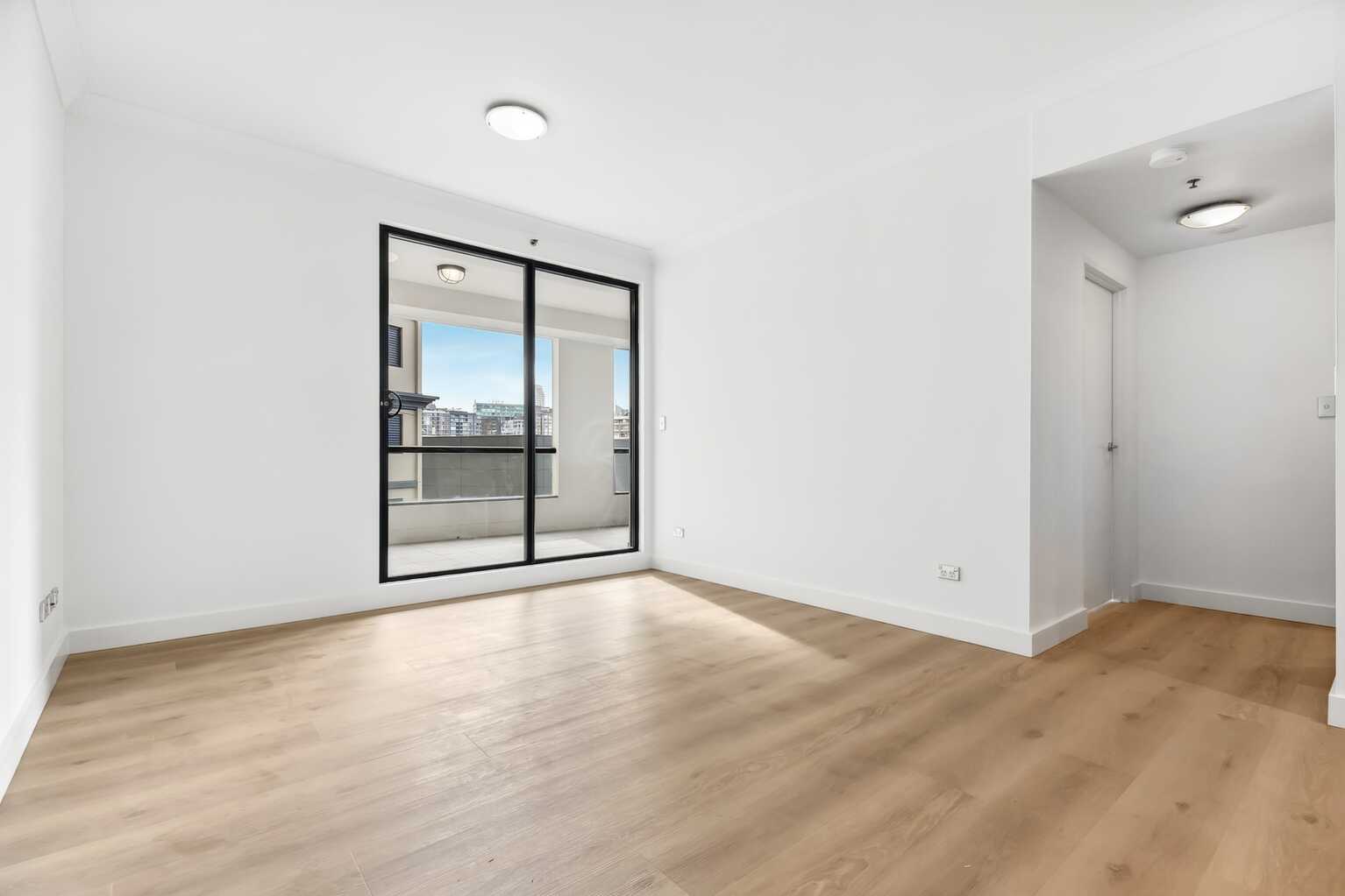 1111/242 Elizabeth Street  Surry Hills