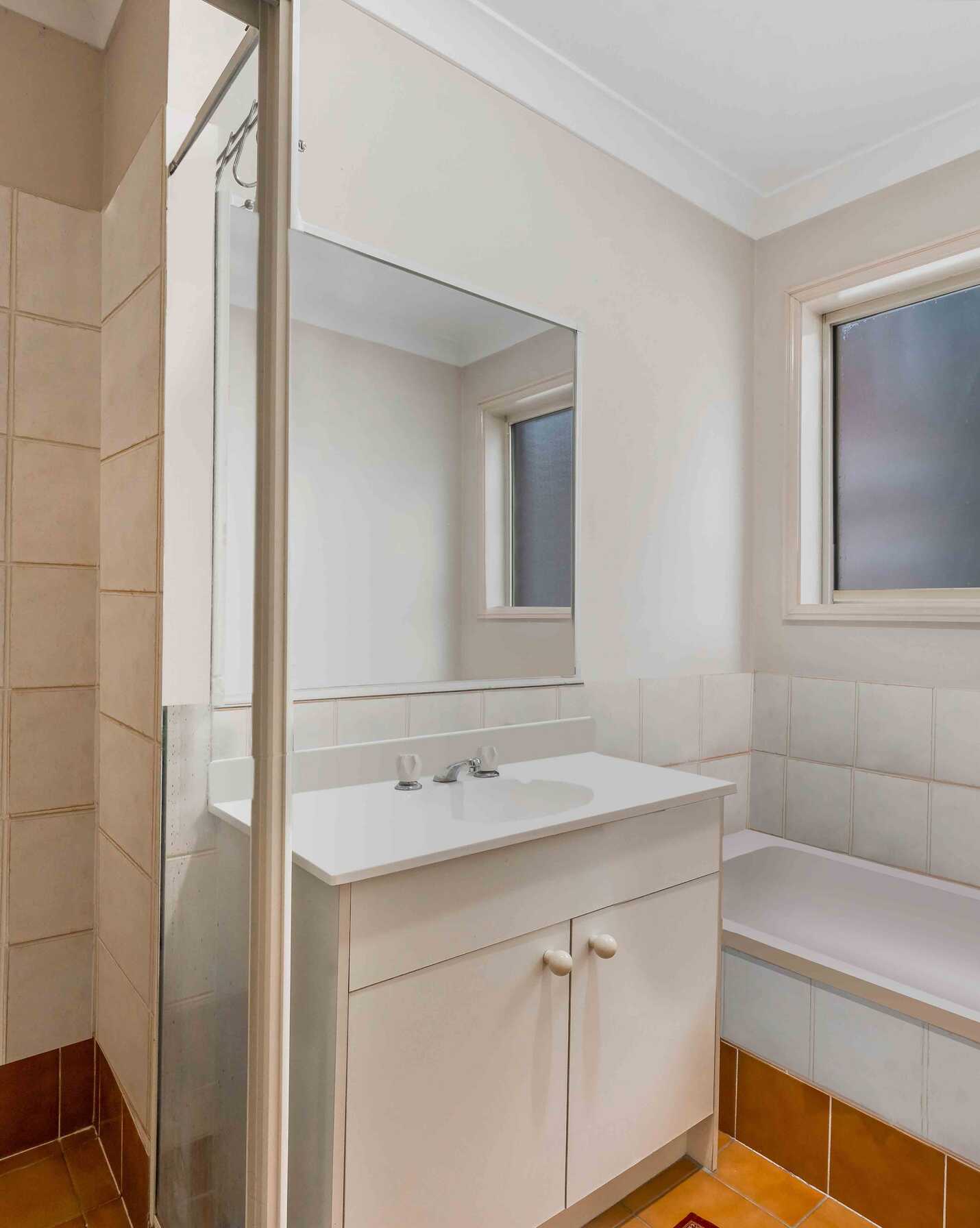 22 Tingha Close Hinchinbrook, Hinchinbrook - Thumbnail 5