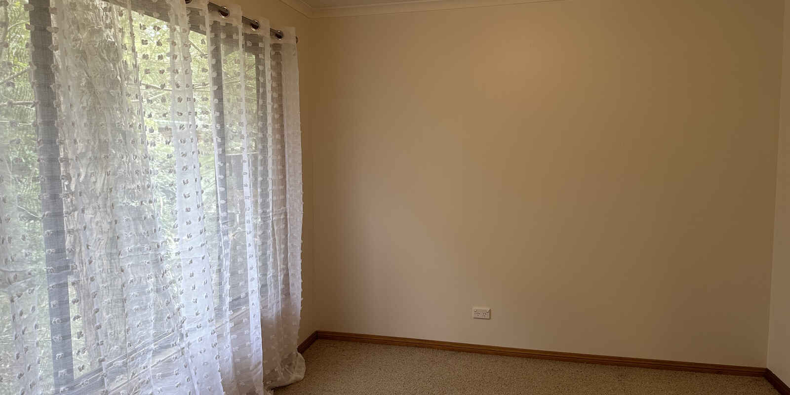 12 DELL STREET Blackheath