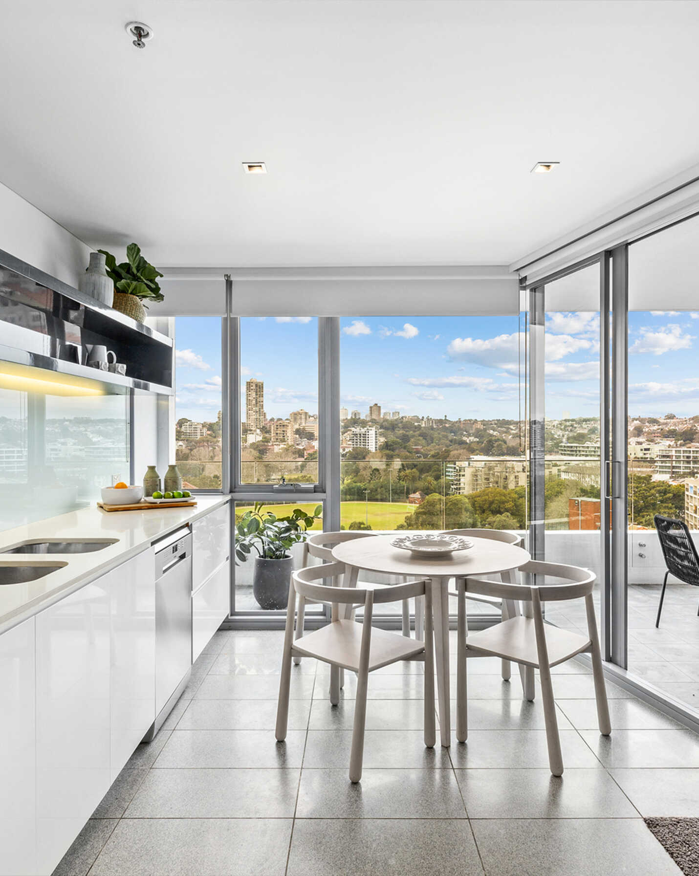 804/21 Elizabeth Bay Road Elizabeth Bay, Bay - Thumbnail 5