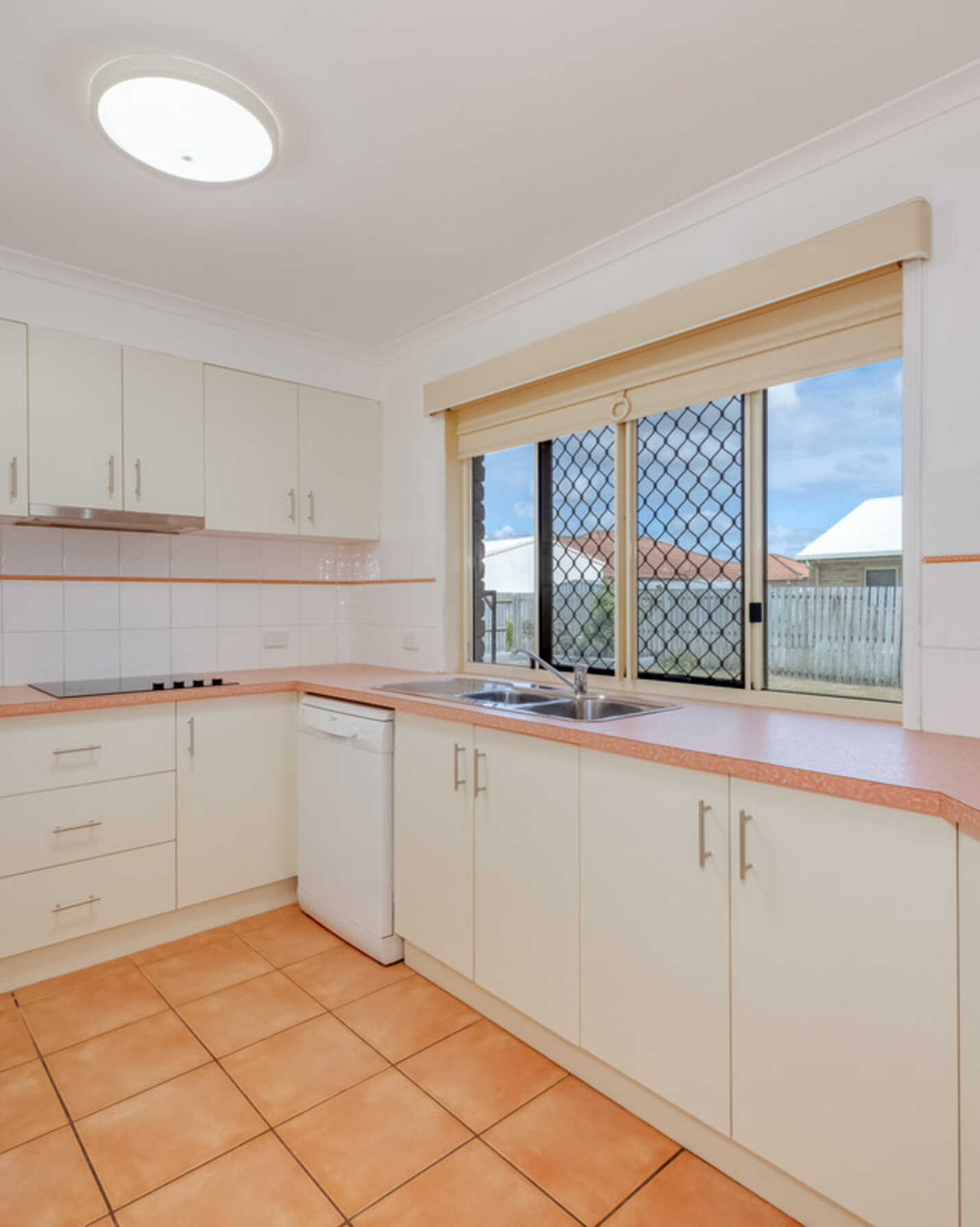84 McCarthy Road Avenell Heights, Heights - Thumbnail 4