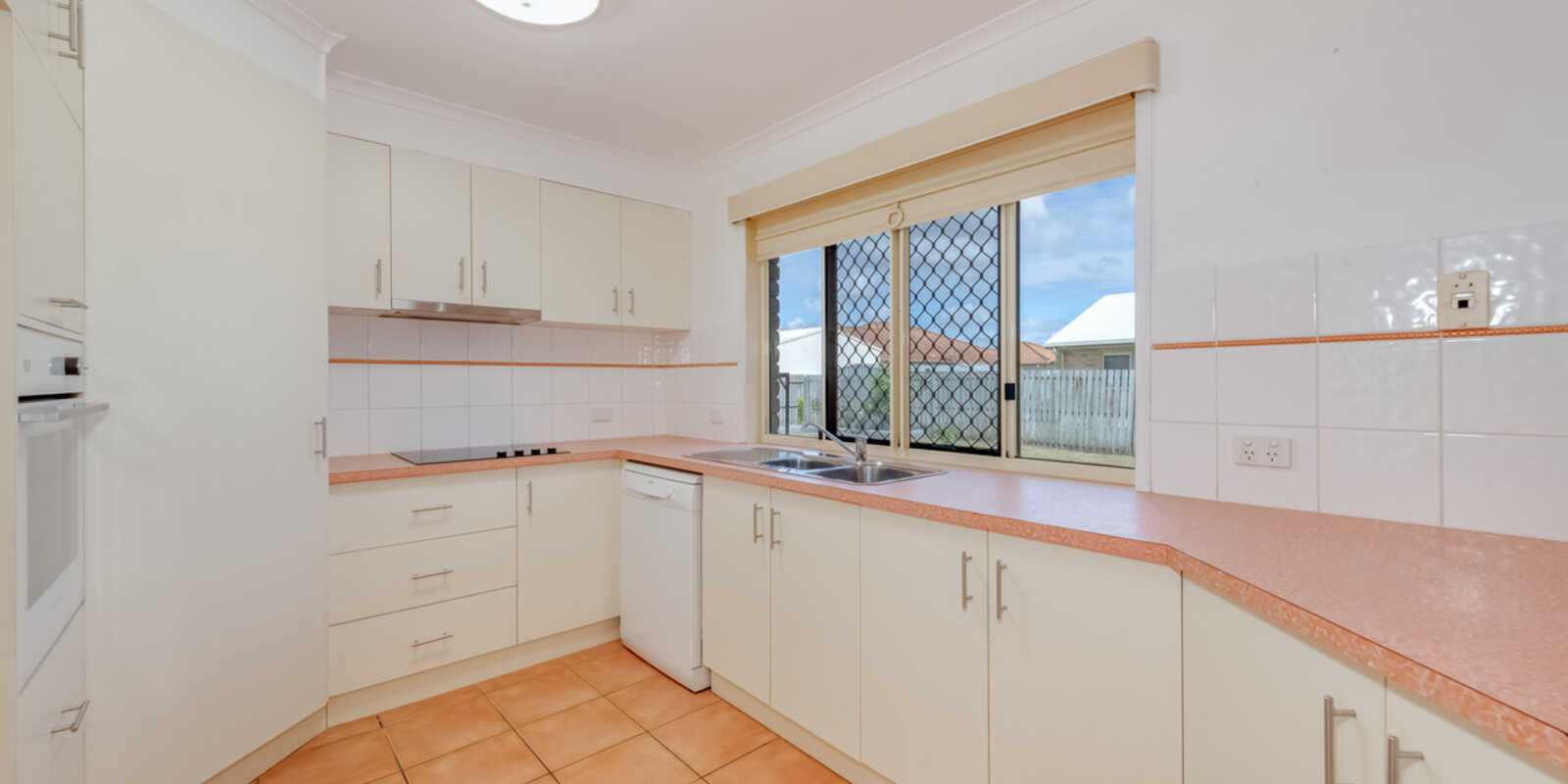 84 McCarthy Road Avenell Heights 84 McCarthy Road Avenell Heights