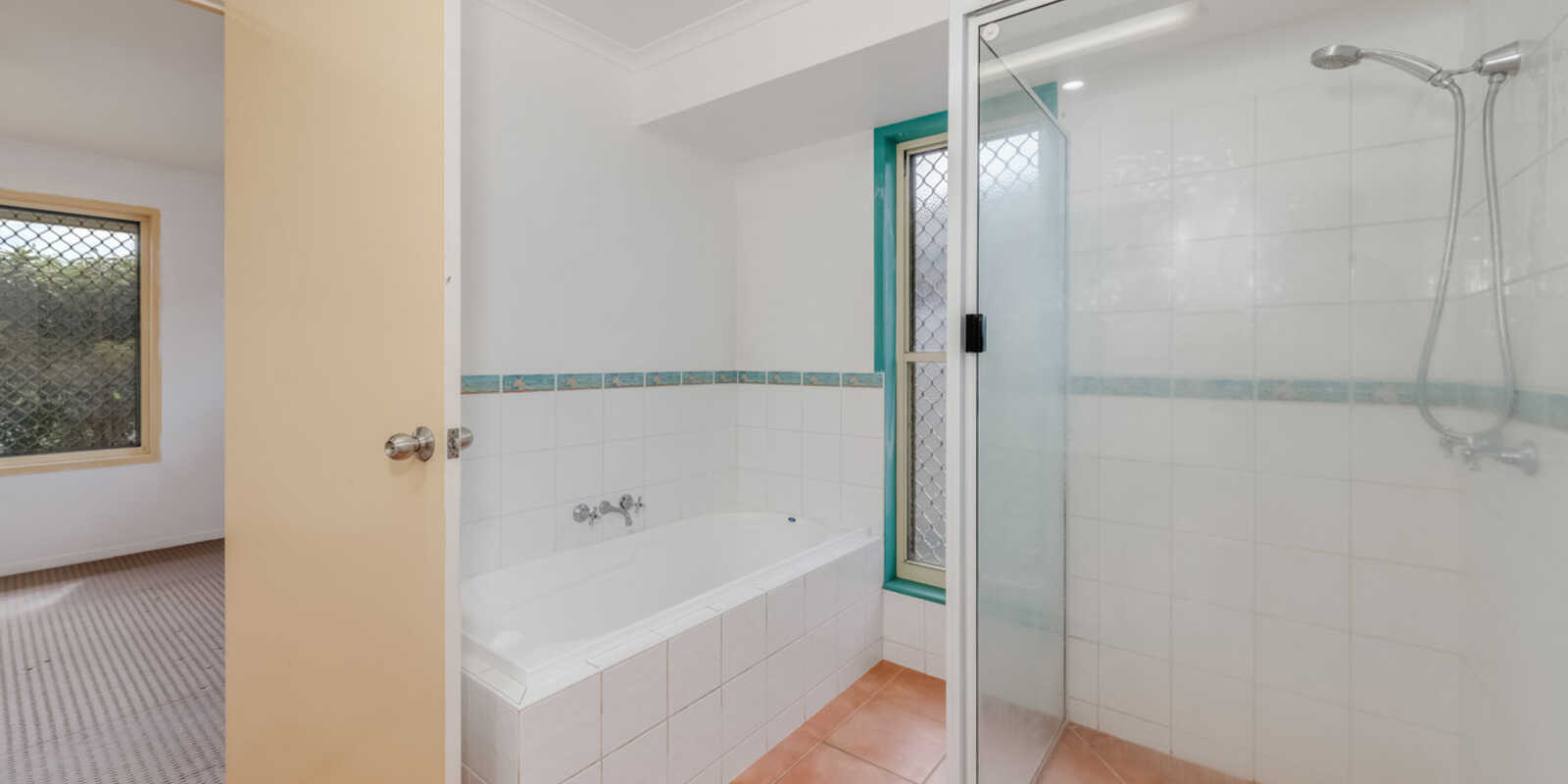 84 McCarthy Road Avenell Heights 84 McCarthy Road Avenell Heights