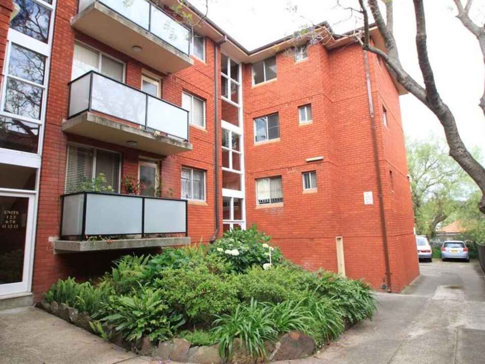 15/8-10 Bayley Street Marrickville