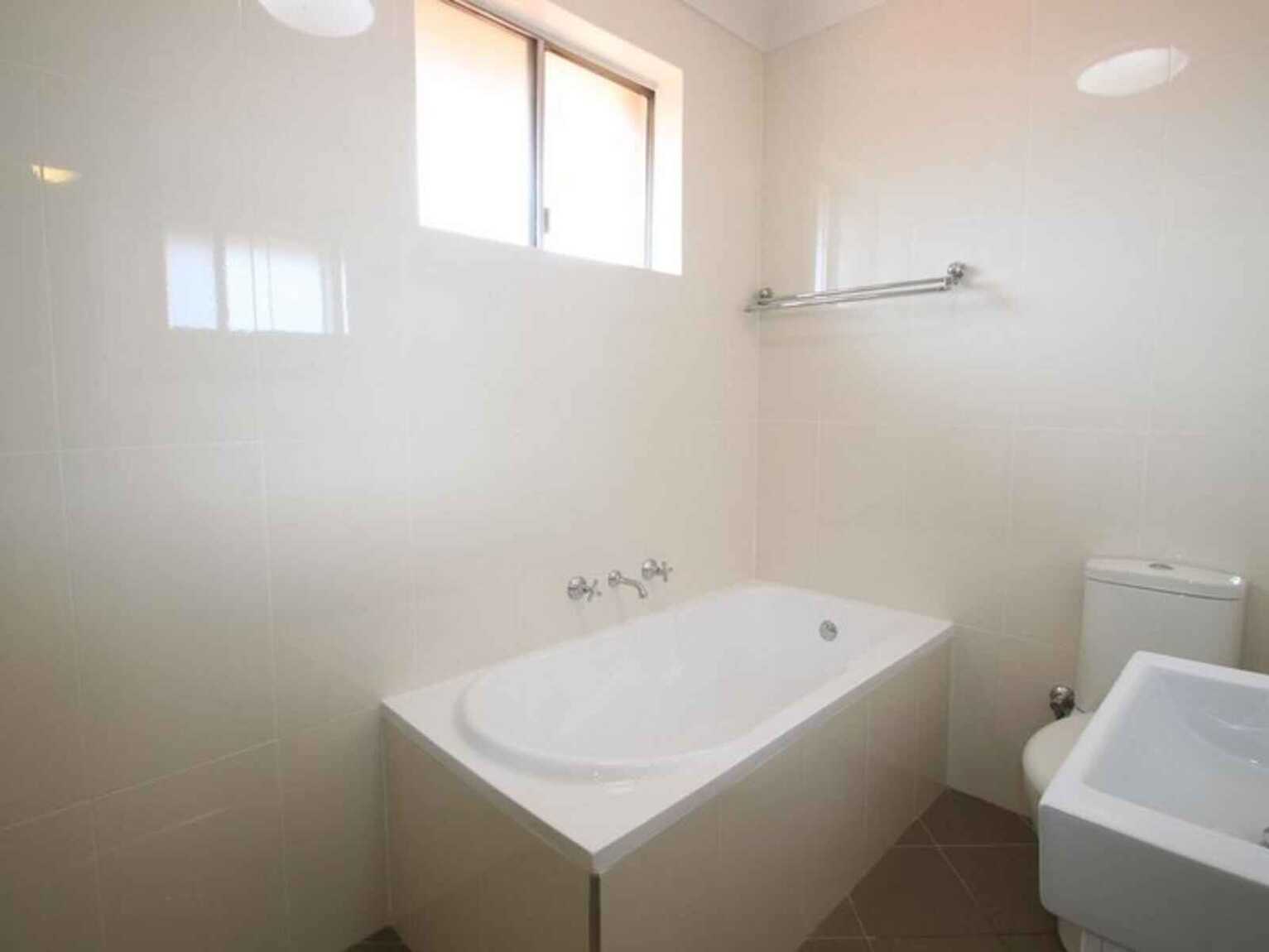 15/8-10 Bayley Street Marrickville