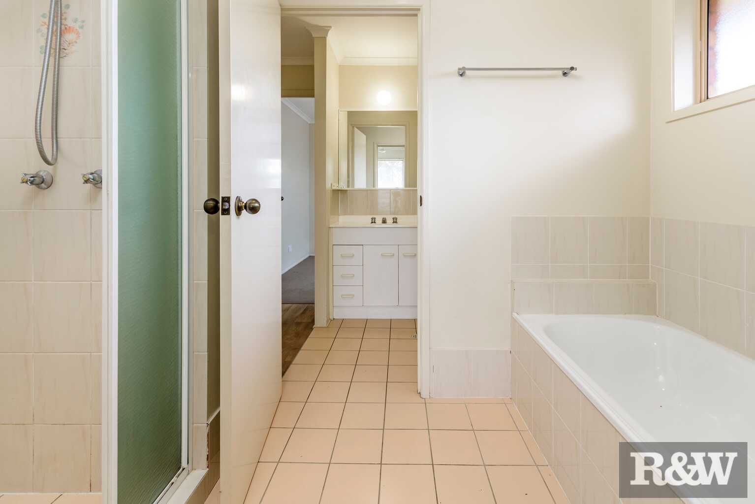 25 Crestwell Close Morayfield 25 Crestwell Close Morayfield