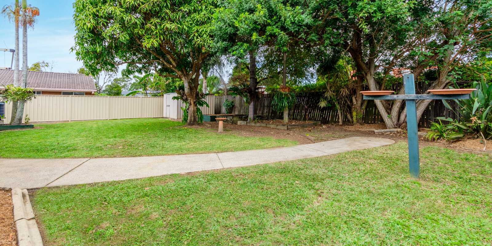 25 Crestwell Close Morayfield 25 Crestwell Close Morayfield