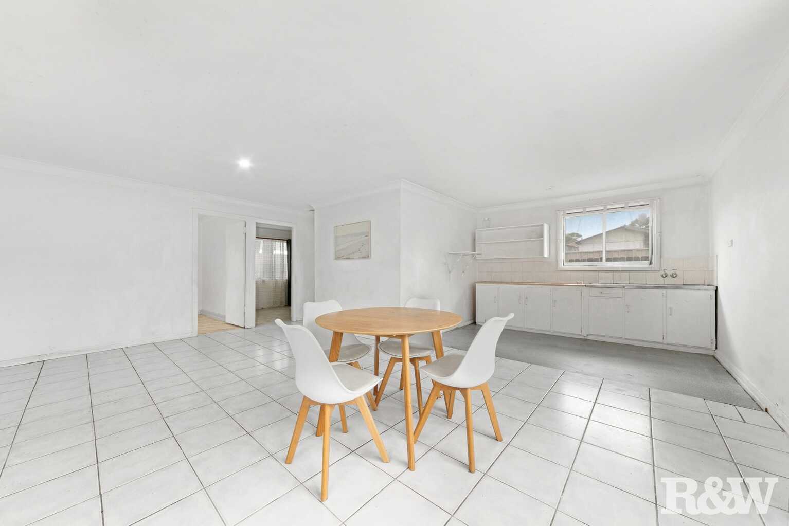 28 Coolabah Street Ettalong Beach