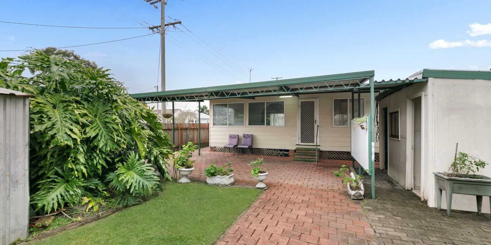 28 Coolabah Street Ettalong Beach