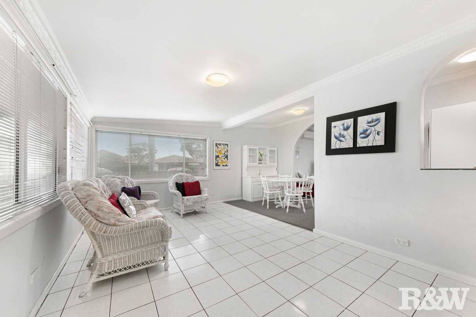 28 Coolabah Street Ettalong Beach