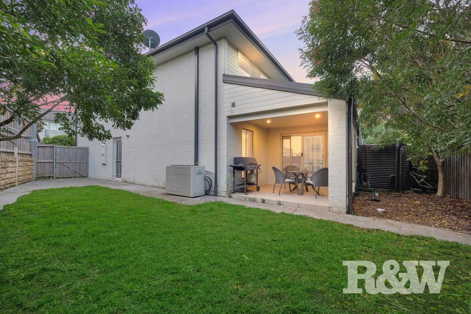 7 Highland Close Macquarie Links 7 Highland Close Macquarie Links