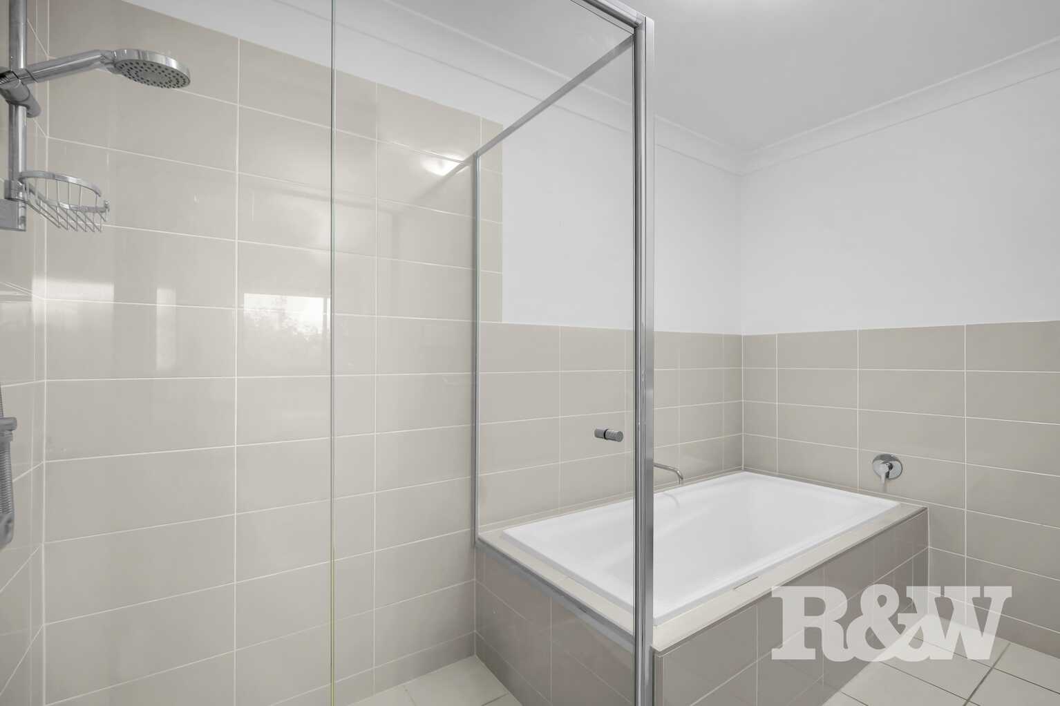 7 Highland Close Macquarie Links 7 Highland Close Macquarie Links