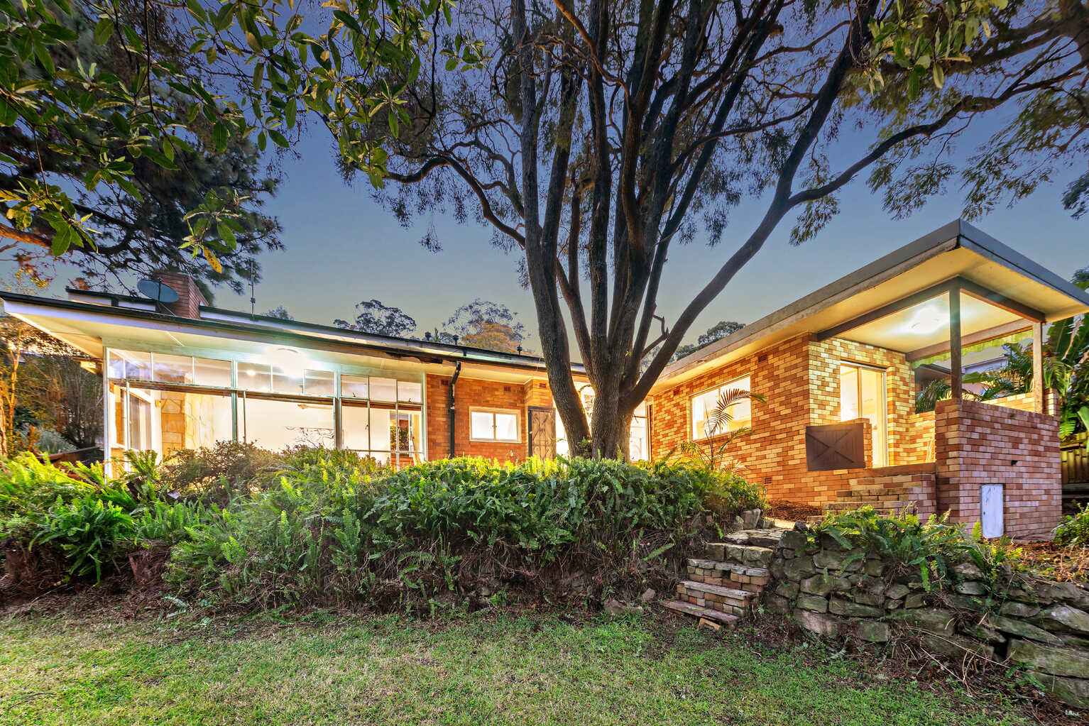 21 Greenfield Avenue Middle Cove 21 Greenfield Avenue Middle Cove