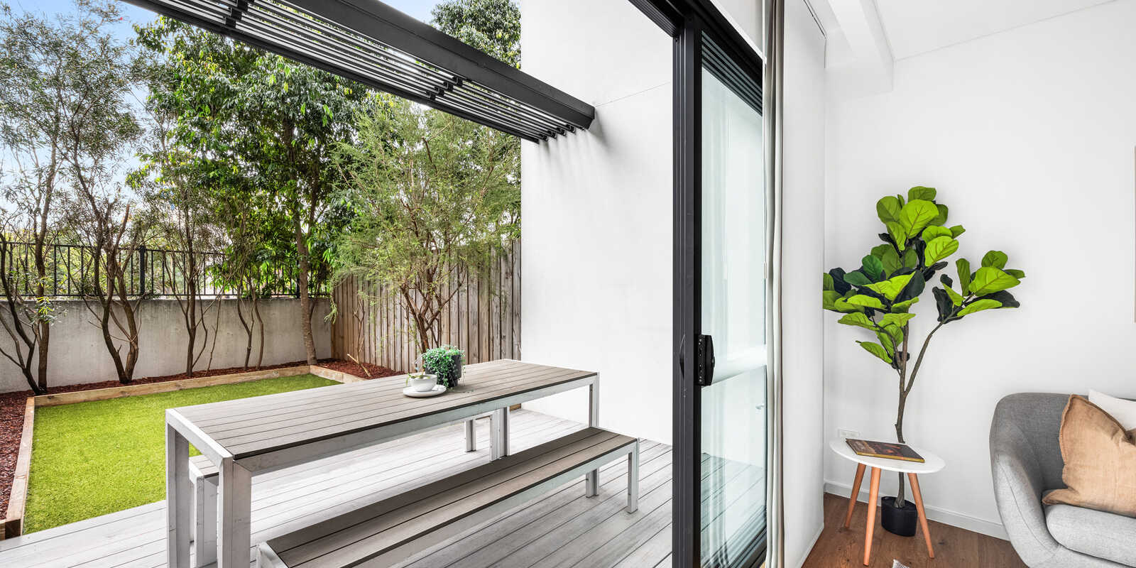 106/233 Botany Road Waterloo