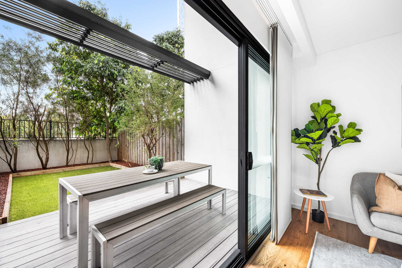 106/233 Botany Road Waterloo