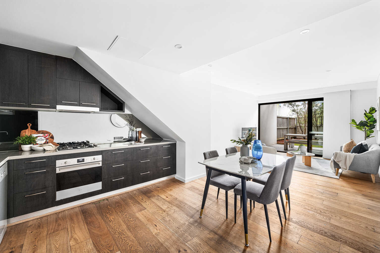 106/233 Botany Road Waterloo