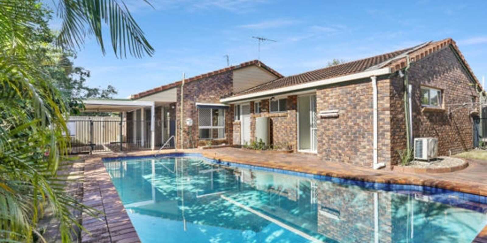 71 Endeavour Drive Banksia Beach 71 Endeavour Drive Banksia Beach