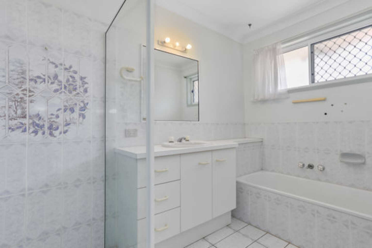 71 Endeavour Drive Banksia Beach 71 Endeavour Drive Banksia Beach