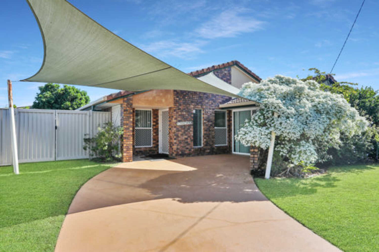 71 Endeavour Drive Banksia Beach 71 Endeavour Drive Banksia Beach