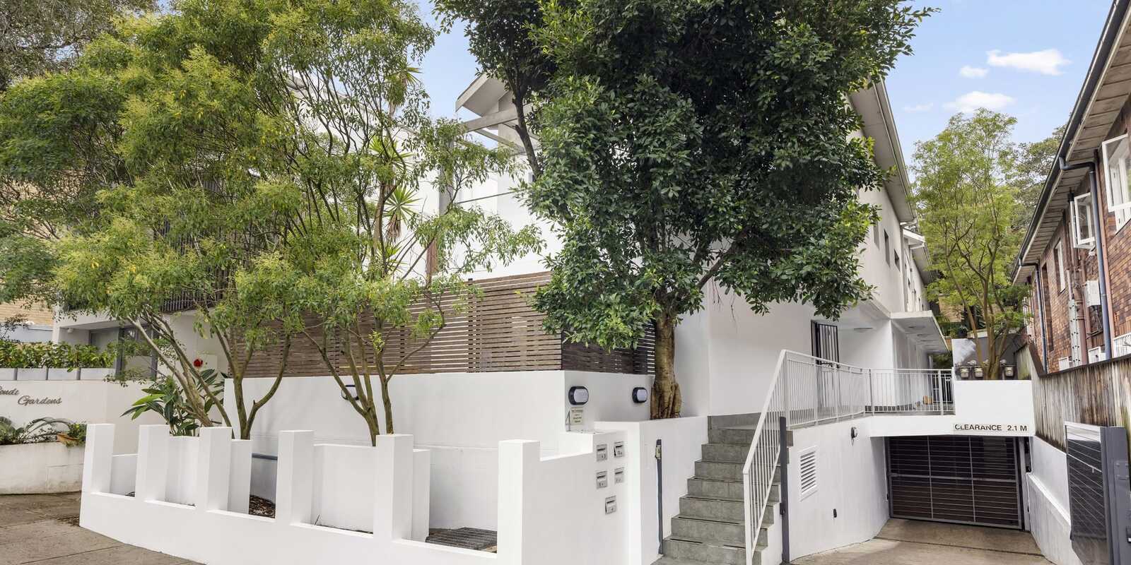 2/4 Warners Avenue North Bondi 2/4 Warners Avenue North Bondi