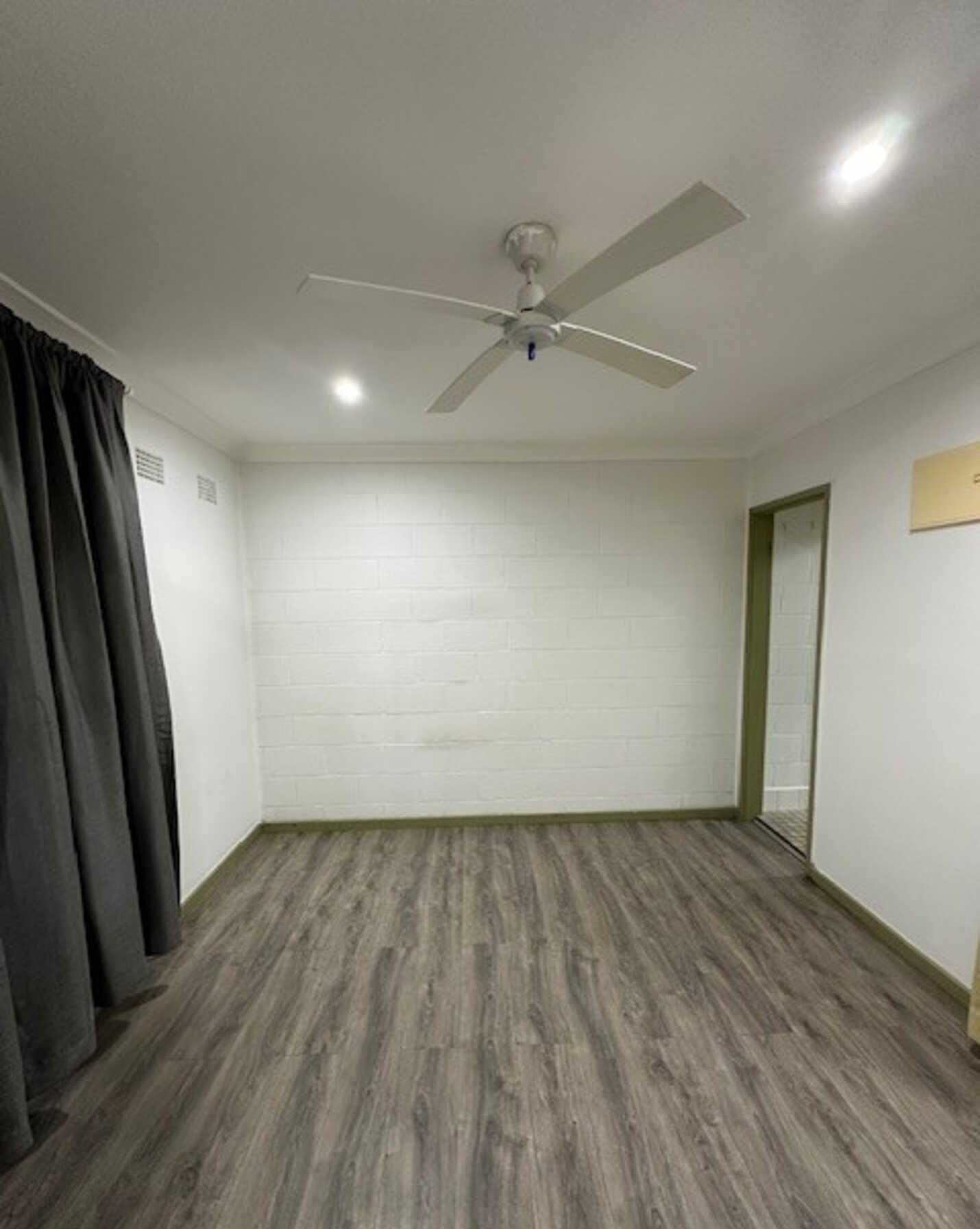 4/71 Lawrence Hargrave Road Warwick Farm, Farm - Thumbnail 2