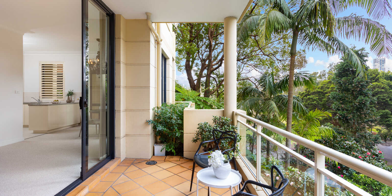1/2 Holdsworth Avenue Elizabeth Bay 1/2 Holdsworth Avenue Elizabeth Bay