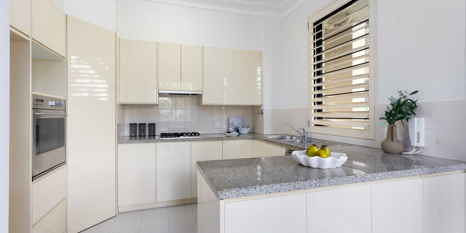 1/2 Holdsworth Avenue Elizabeth Bay 1/2 Holdsworth Avenue Elizabeth Bay