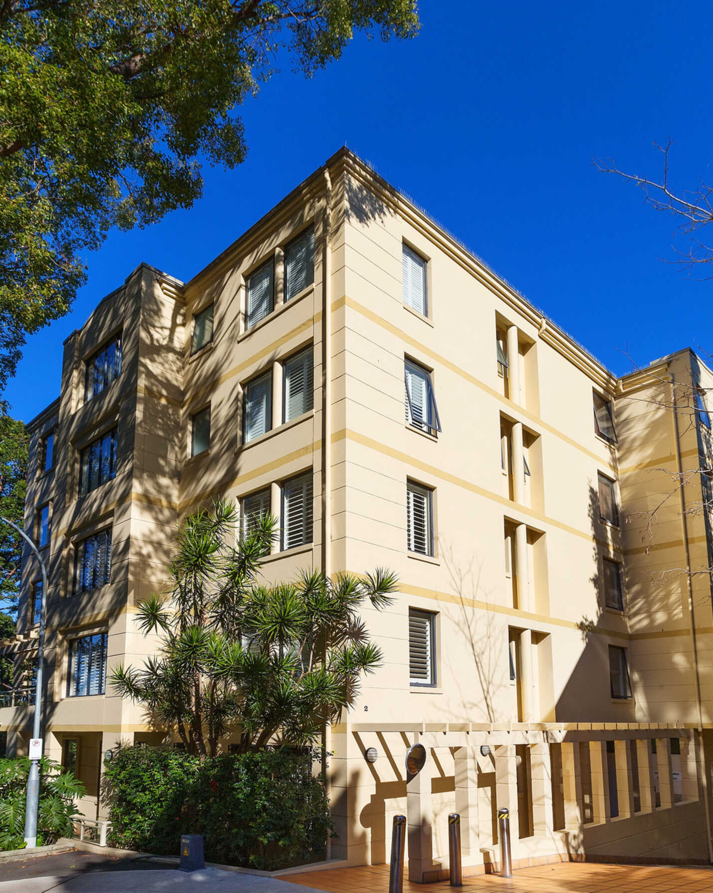 1/2 Holdsworth Avenue Elizabeth Bay, Bay - Thumbnail 7