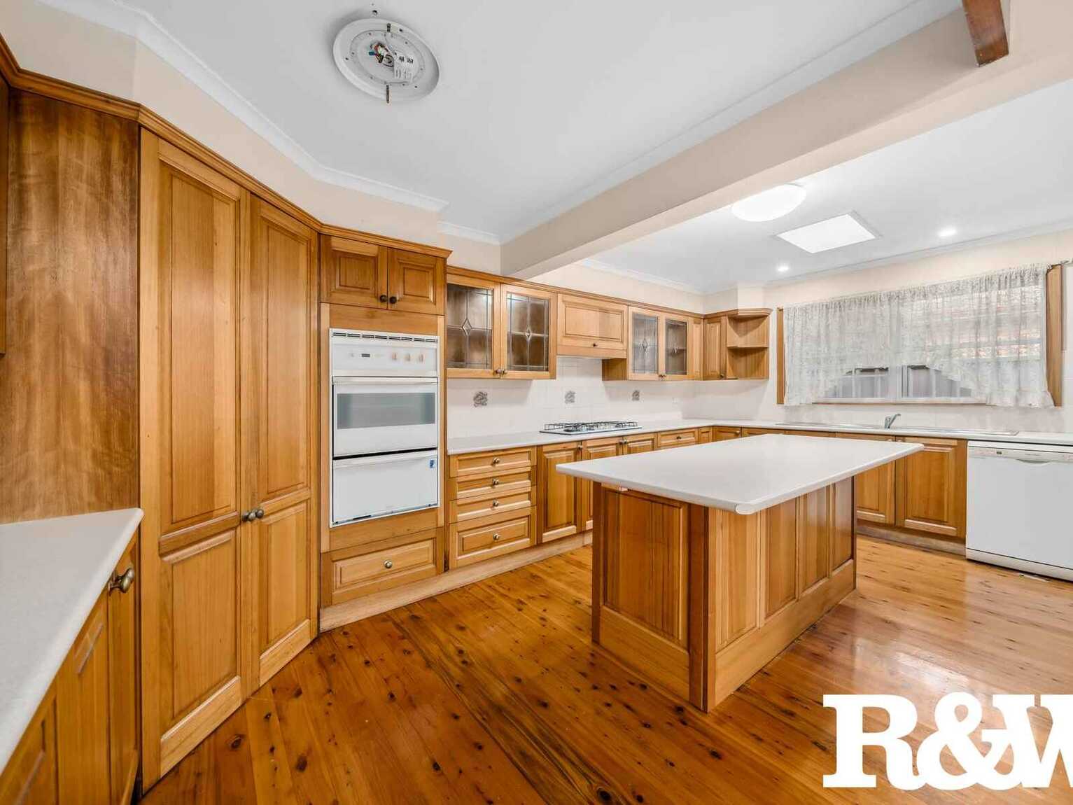15 Tulip Place St Clair
