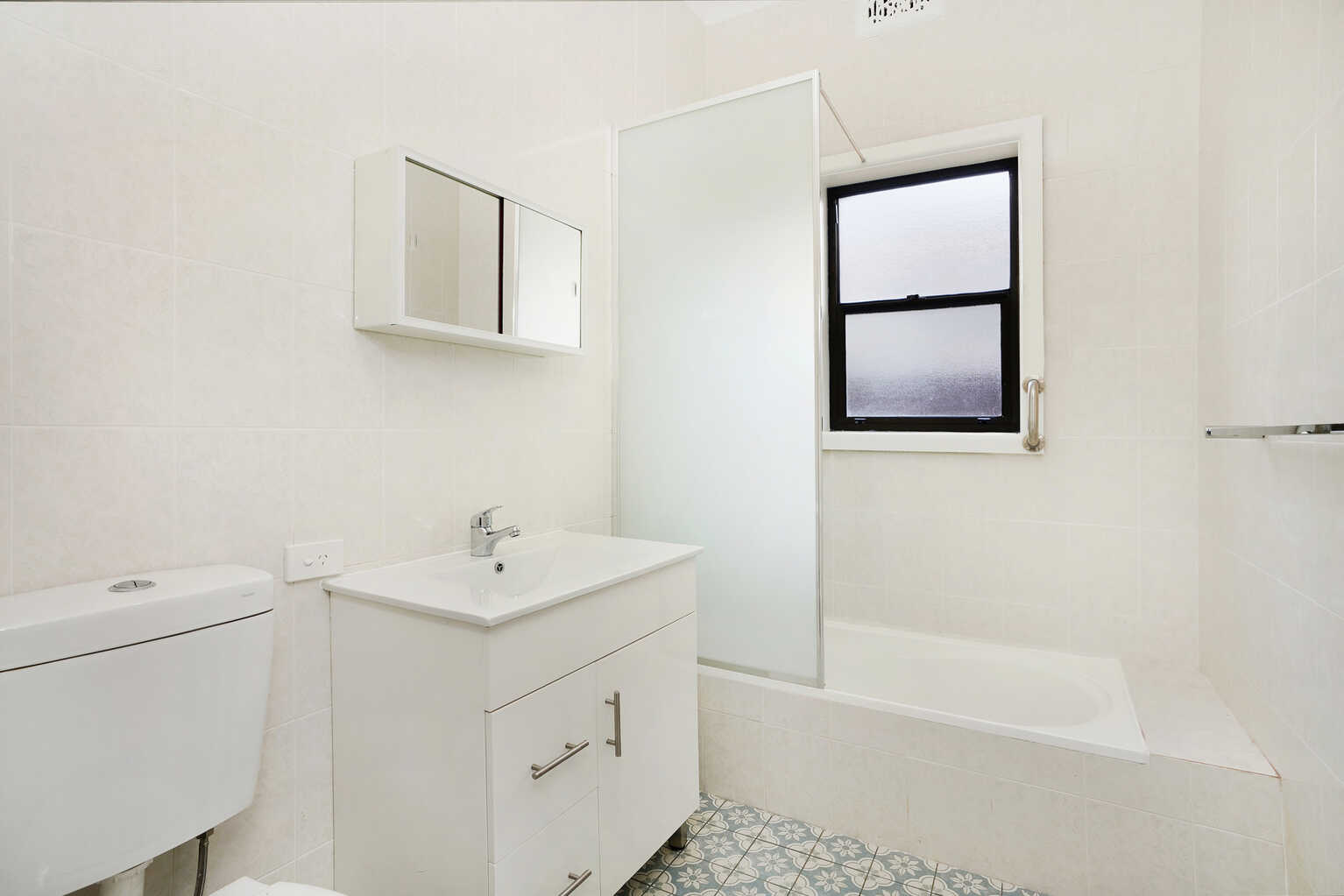 2/20 Crinan Street Hurlstone Park