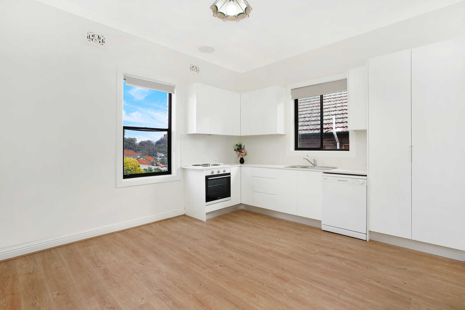 2/20 Crinan Street Hurlstone Park