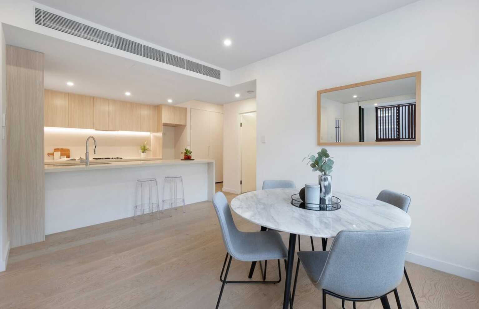 110/2 East Lane North Sydney 110/2 East Lane North Sydney