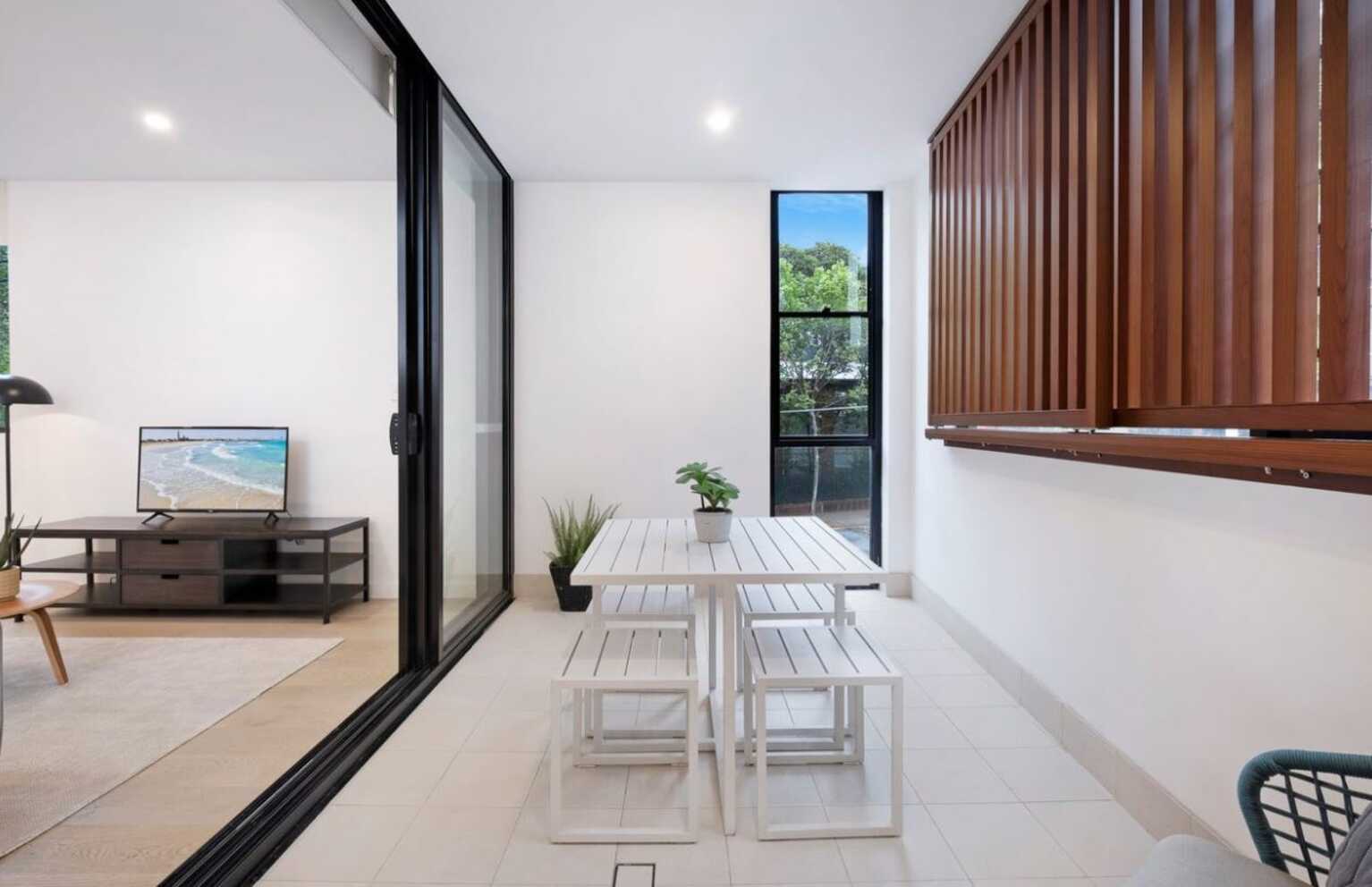 110/2 East Lane North Sydney 110/2 East Lane North Sydney