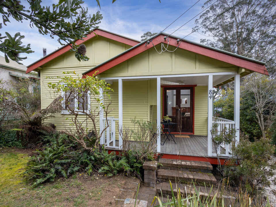 84 Hat Hill Road Blackheath