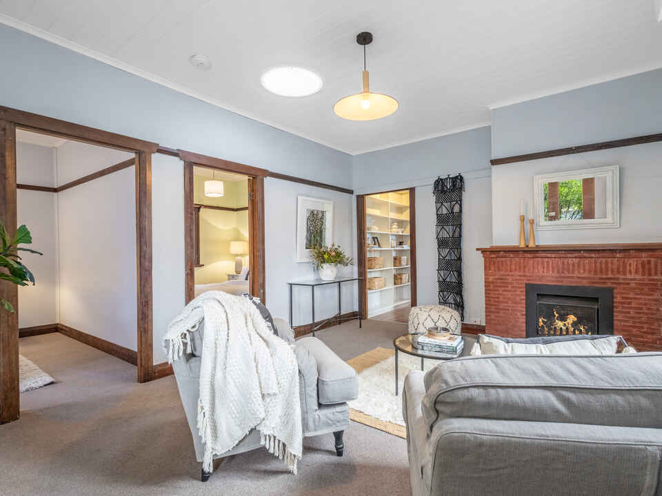 84 Hat Hill Road Blackheath