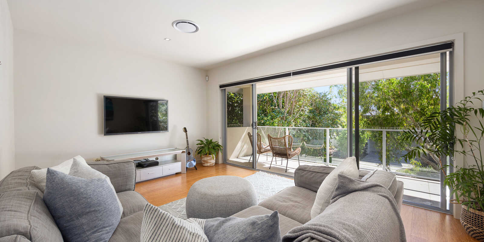 12 Sunset Beach Avenue Yaroomba 12 Sunset Beach Avenue Yaroomba