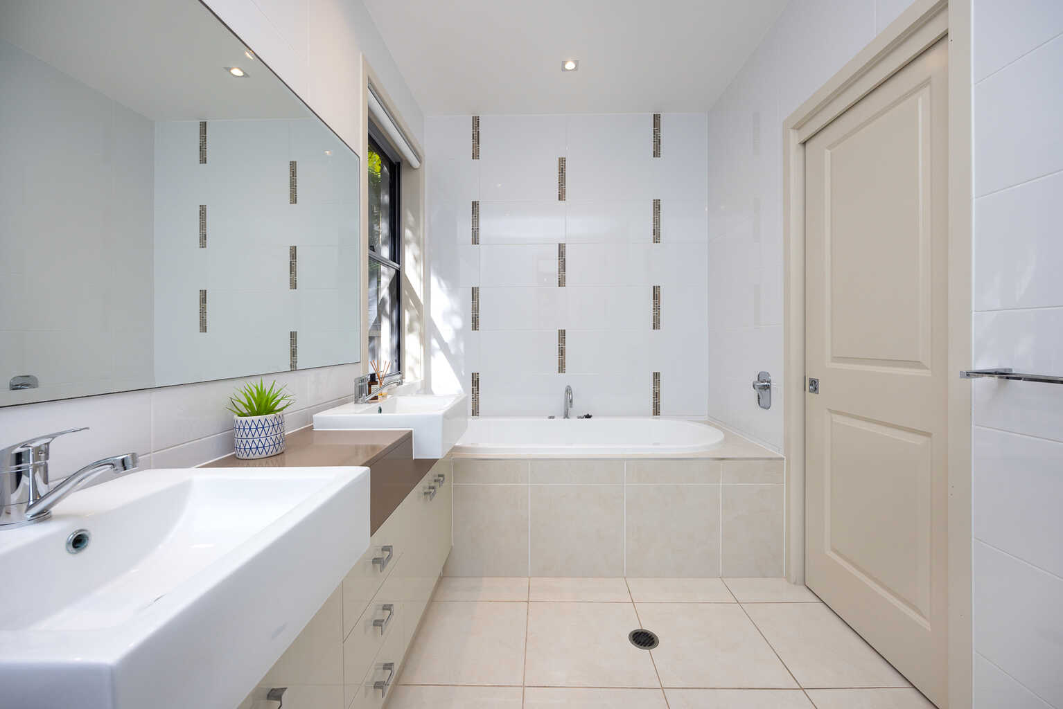 12 Sunset Beach Avenue Yaroomba 12 Sunset Beach Avenue Yaroomba
