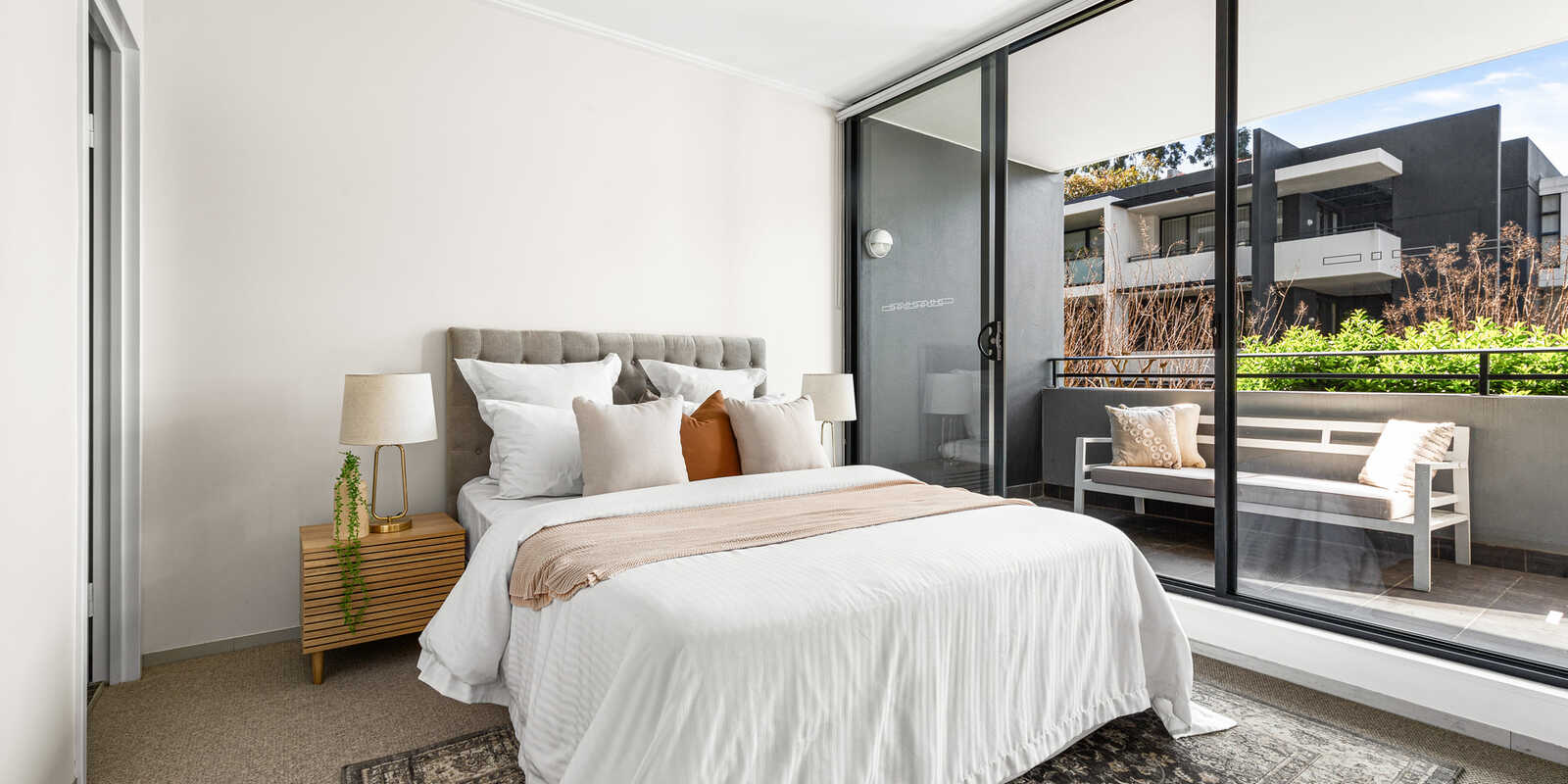 F305/7 Hunter Street Waterloo